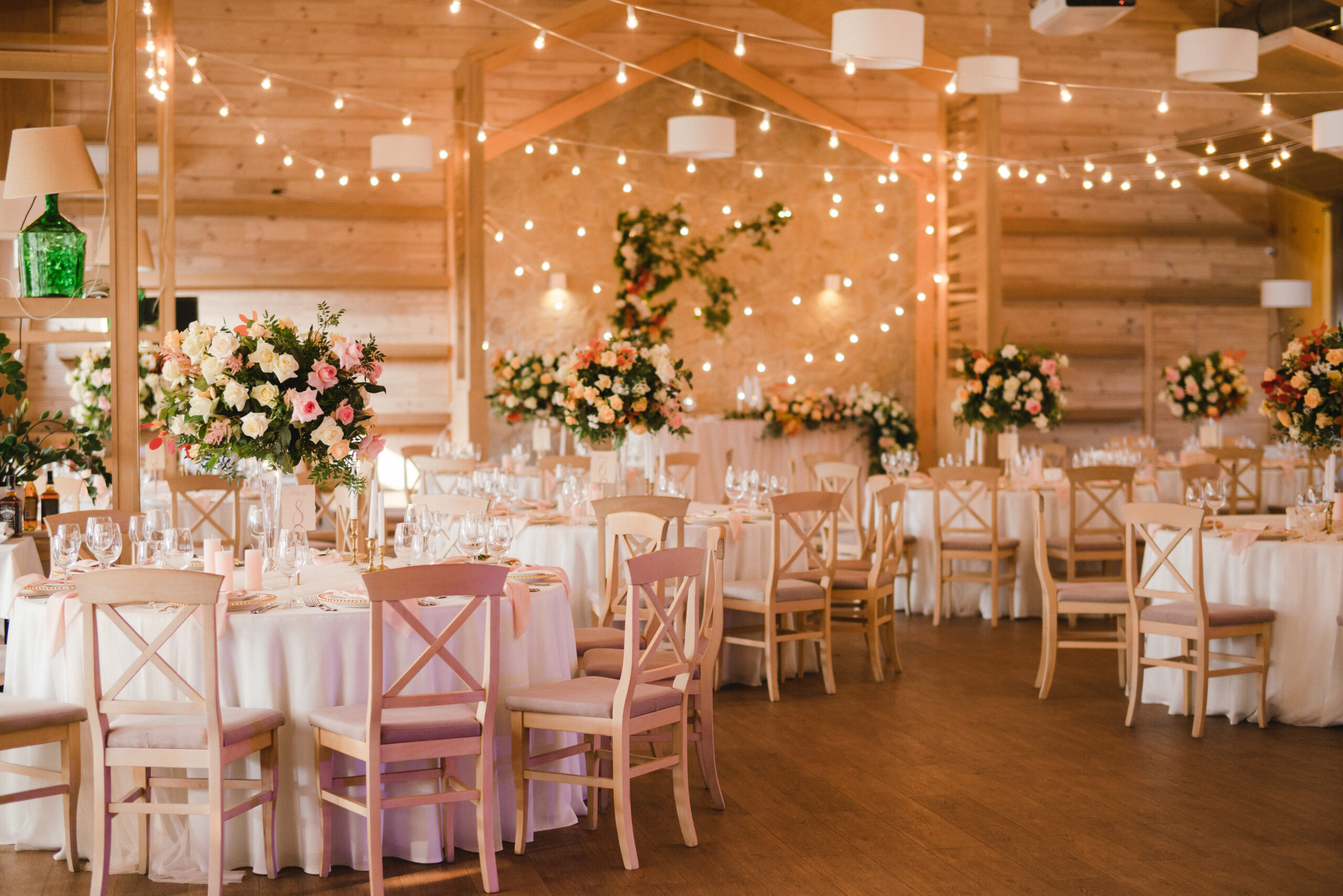 Fleuriste mariage Bordeaux : créations et magie